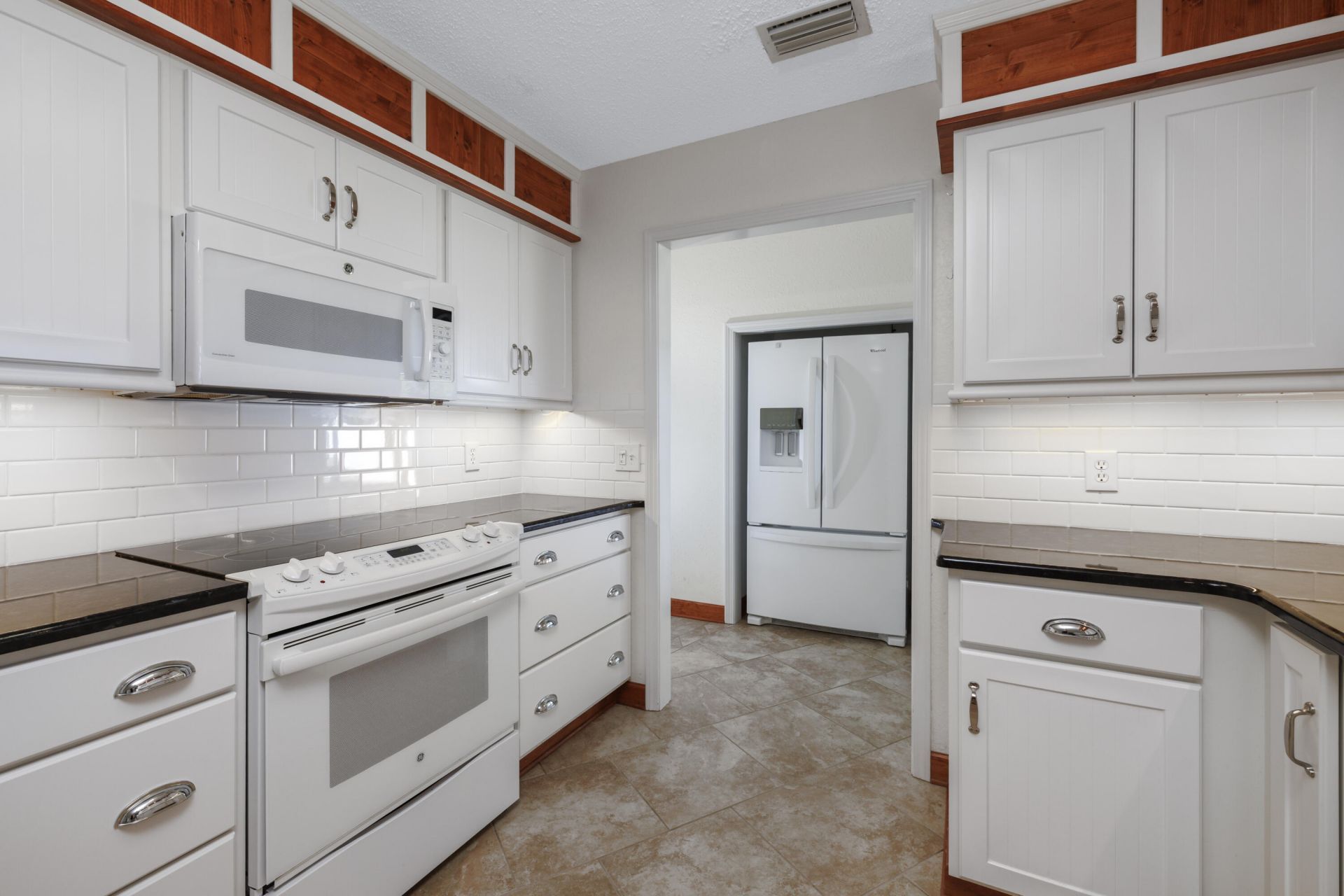 1617 SE North Blackwell Drive, Port Saint Lucie, FL 34952 Photo