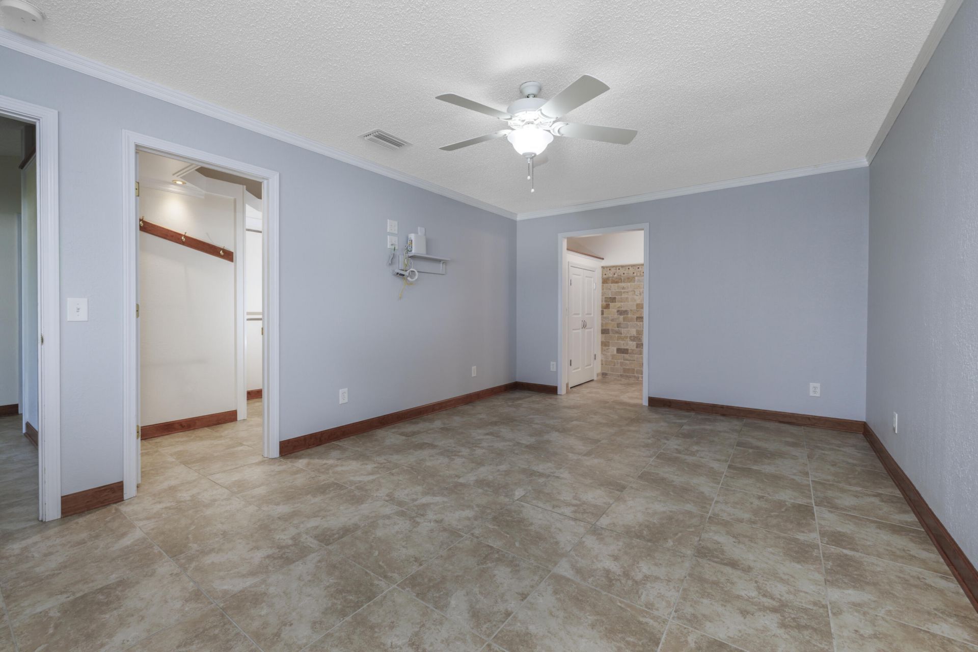 1617 SE North Blackwell Drive, Port Saint Lucie, FL 34952 Photo