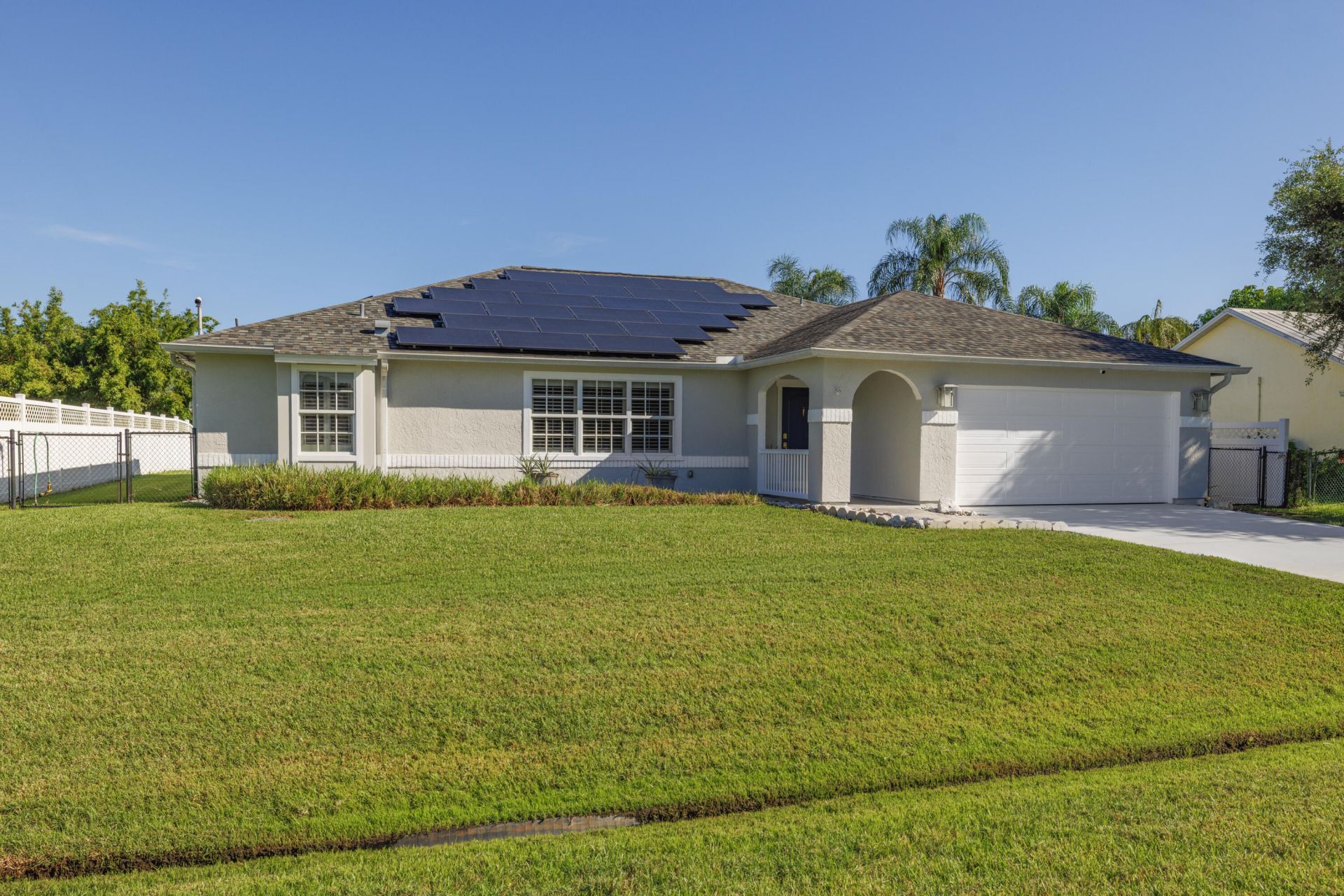 1617 SE North Blackwell Drive, Port Saint Lucie, FL 34952 Photo