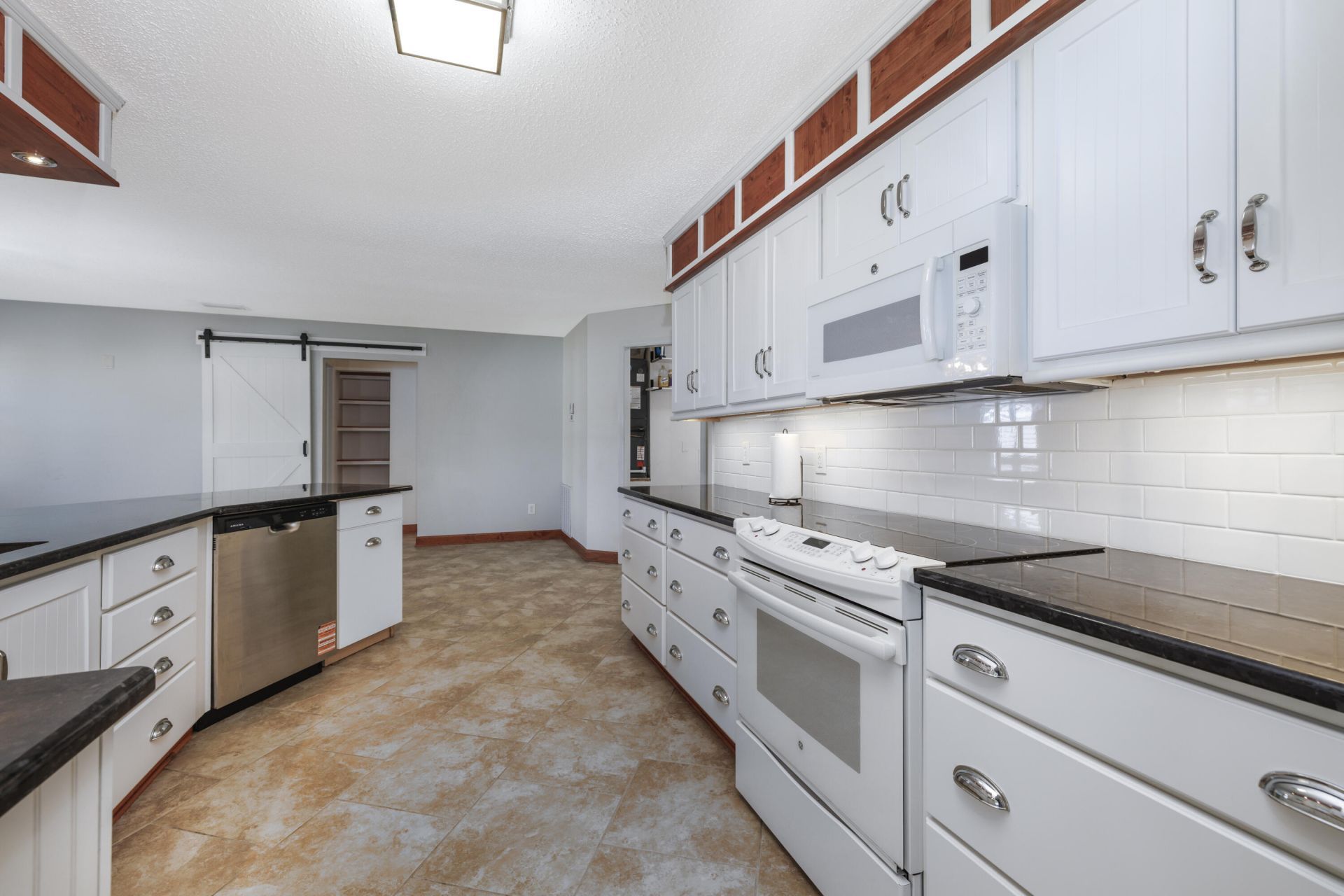 1617 SE North Blackwell Drive, Port Saint Lucie, FL 34952 Photo