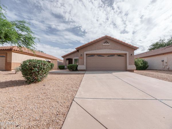 1239 W BRECKENRIDGE Avenue, Gilbert, AZ 85233