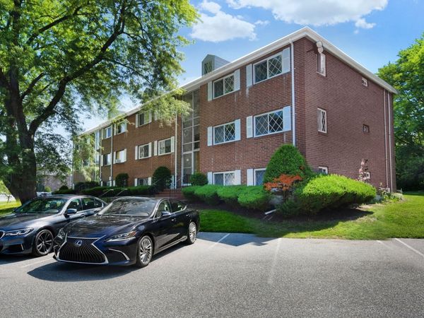 30 Fernview Ave, Unit 6, North Andover, MA 01845