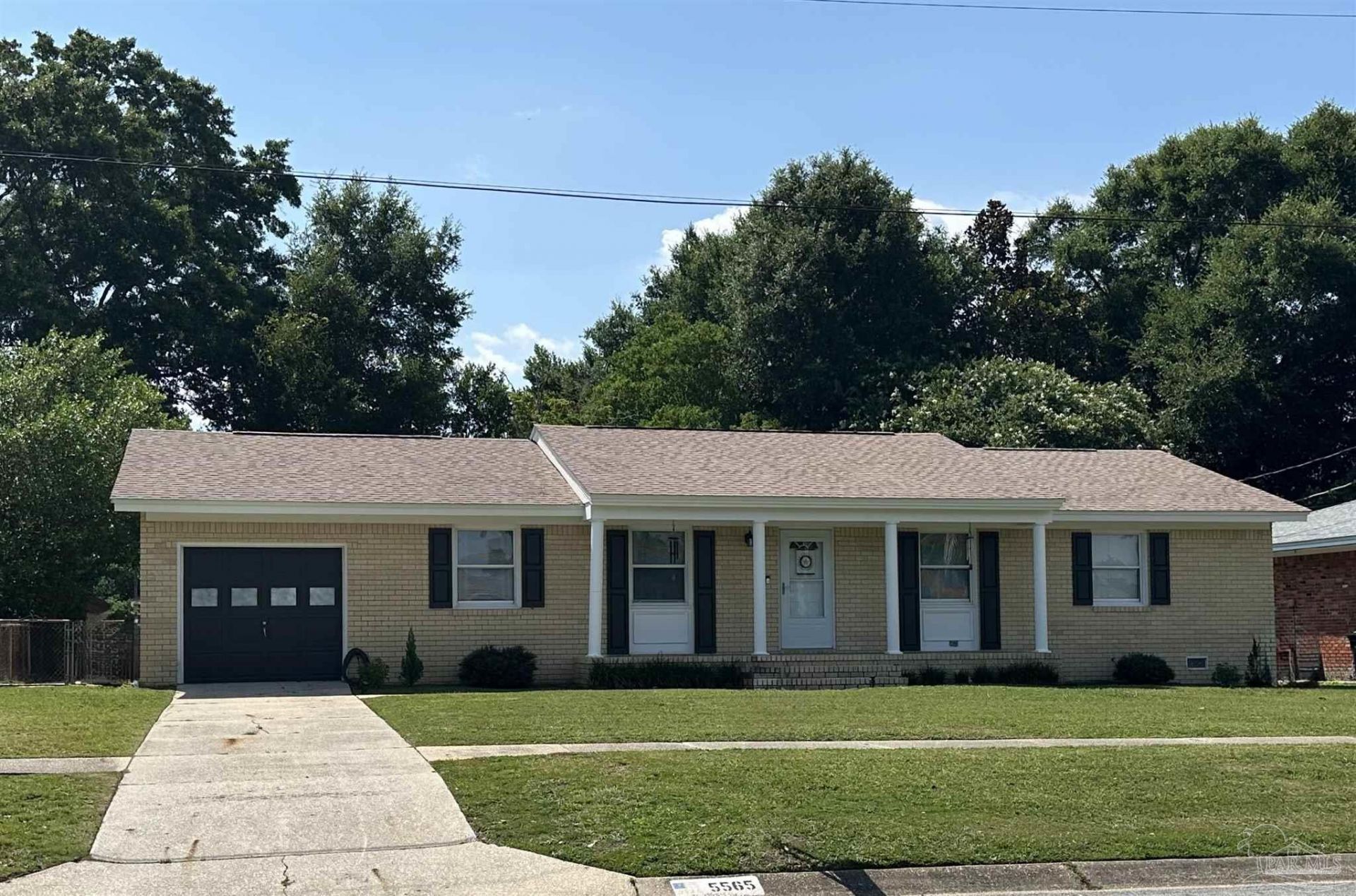 5565 Leesway Blvd, Pensacola, FL 32504 Main Photo
