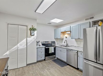 1040 Baywood Drive, Unit #C, Sparks, NV 89434 Photo