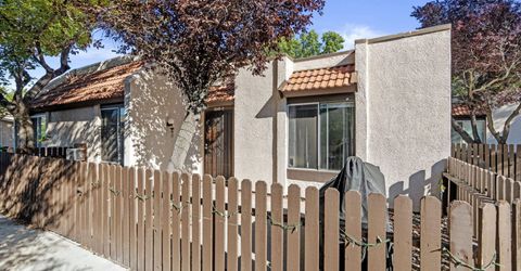 1040 Baywood Drive, Unit #C, Sparks, NV 89434 Photo