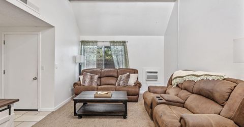 1040 Baywood Drive, Unit #C, Sparks, NV 89434 Photo