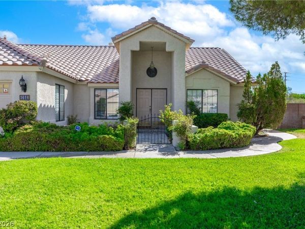 3616 Fox Glen Parkway, Las Vegas, NV 89108