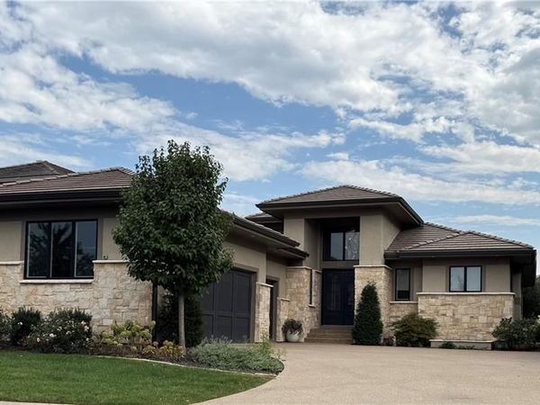 6013 W 137 Street, Overland Park, KS 66223