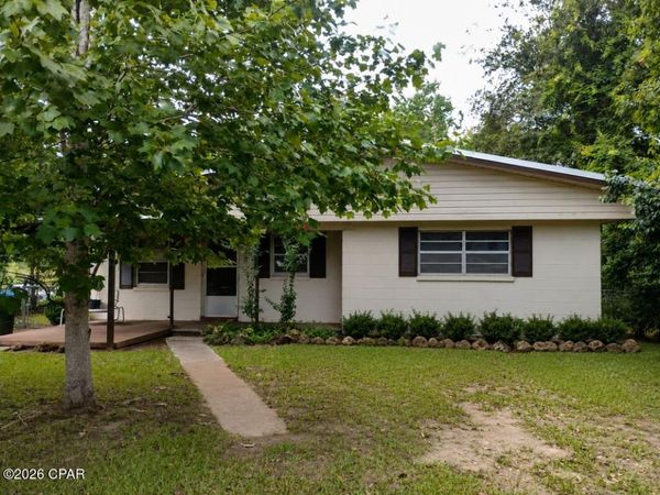 4463 Butler Avenue , Marianna, FL 32446