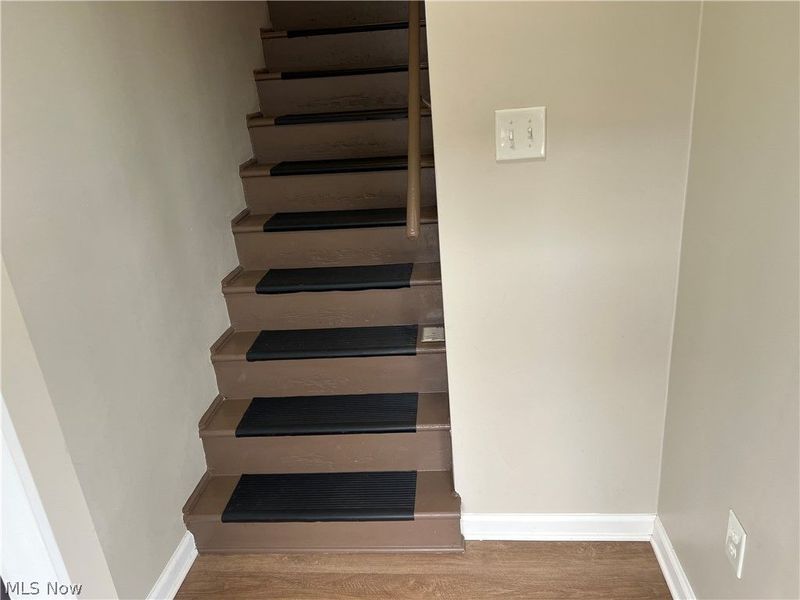 25 S 5th Street, Martins Ferry, OH 43935 Photo 3