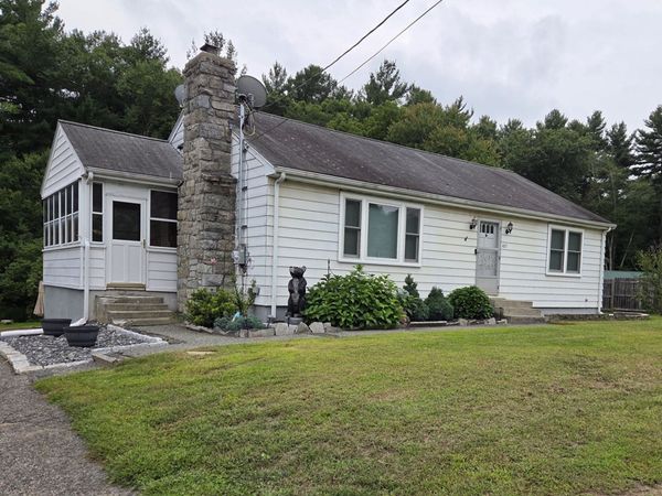 403 Millville Rd, Uxbridge, MA 01569