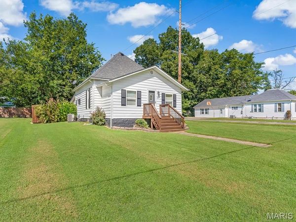 401 S 5th Street , Coulterville, IL 62237