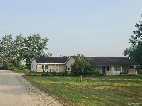 1466 La Croix Road , Clay Township, Mi 48028