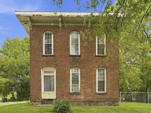 810 W Lincoln Street, Waterloo, IN 46793