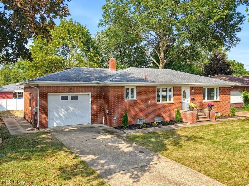 127 Alameda Avenue, Cuyahoga Falls, OH 44221 Photo 2