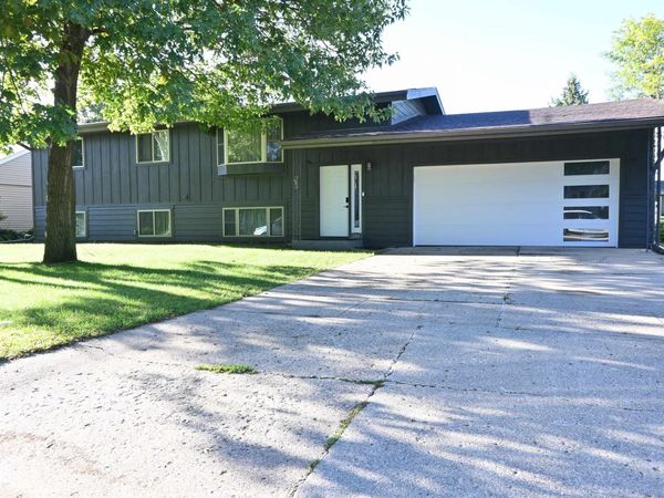 300 9th Street SW, Spencer, IA 51301