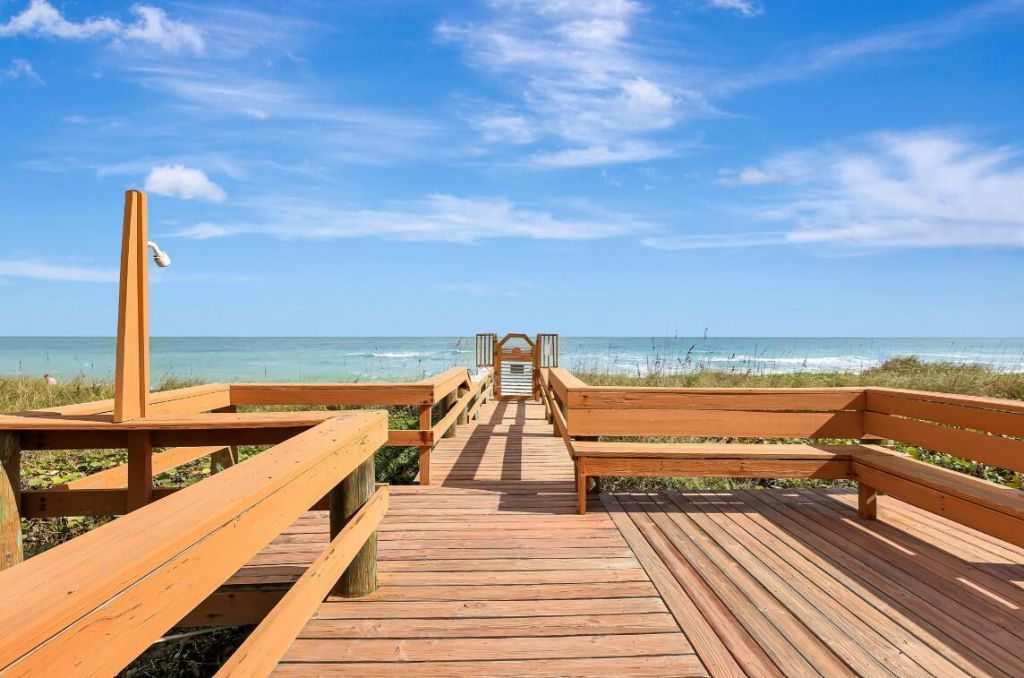 1357 NE Ocean Boulevard, Unit 205, Stuart, FL 34996 Photo