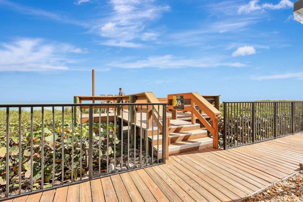 1357 NE Ocean Boulevard, Unit 205, Stuart, FL 34996 Photo