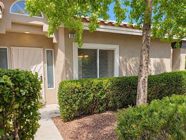 3260 Mystic Ridge Court , Las Vegas, NV 89129
