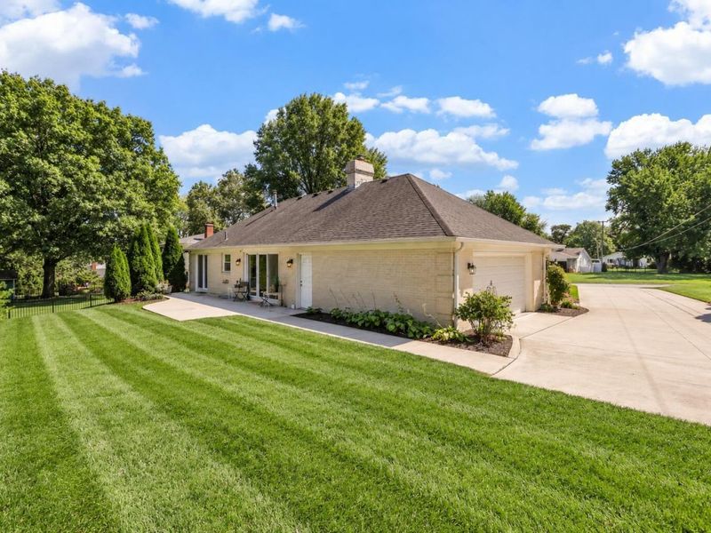 890 Lookout Point Drive, Columbus, OH 43235 Photo 42