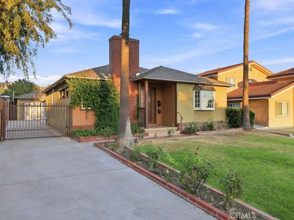 2812 N Buena Vista Street, Burbank, CA 91504