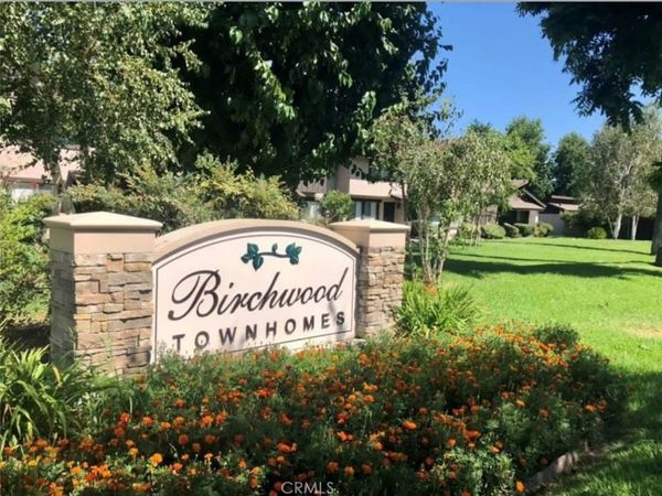 7540 Corbin Avenue, Unit 3, Reseda, CA 91335
