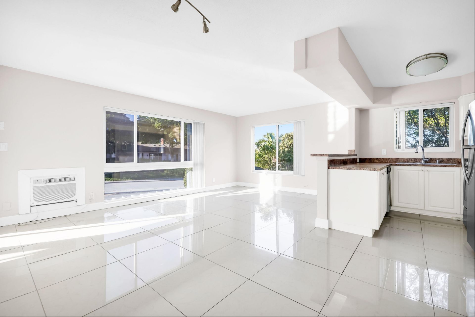 431 W Camino Real, Boca Raton, FL 33432 Photo
