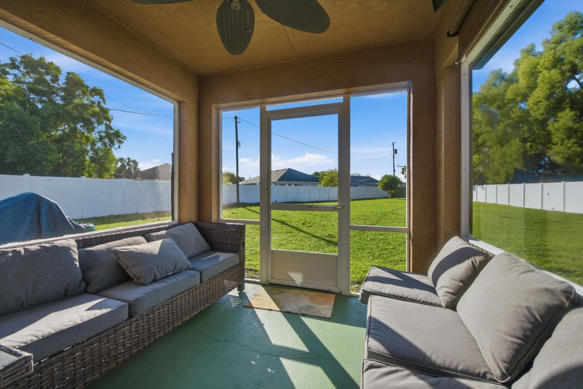 2233 SE West Blackwell Drive, Port Saint Lucie, FL 34952 Photo