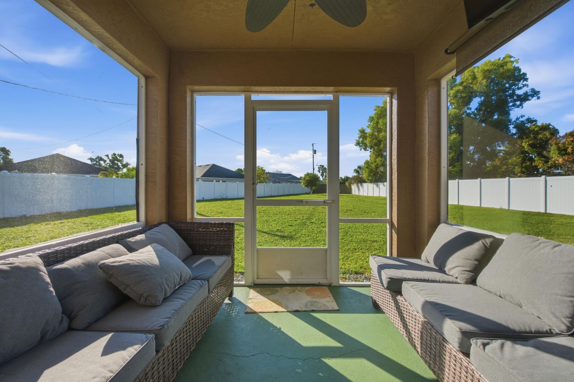 2233 SE West Blackwell Drive, Port Saint Lucie, FL 34952 Photo