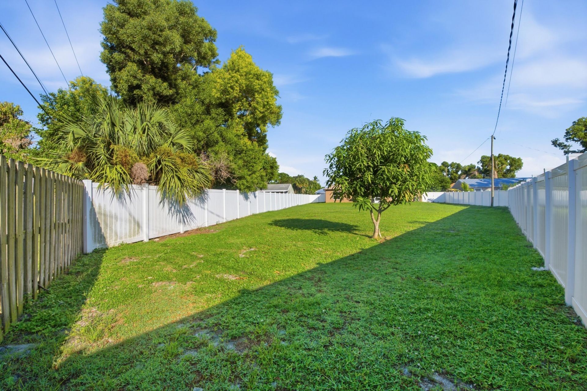 2233 SE West Blackwell Drive, Port Saint Lucie, FL 34952 Photo