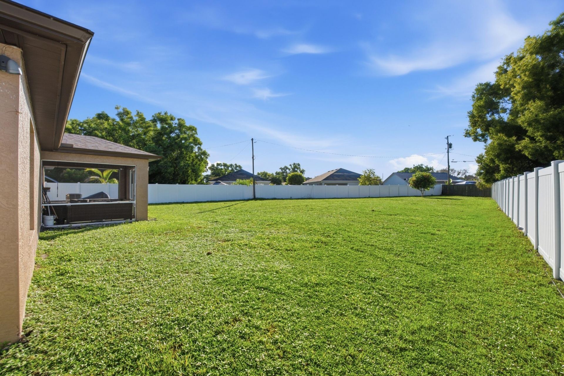 2233 SE West Blackwell Drive, Port Saint Lucie, FL 34952 Photo