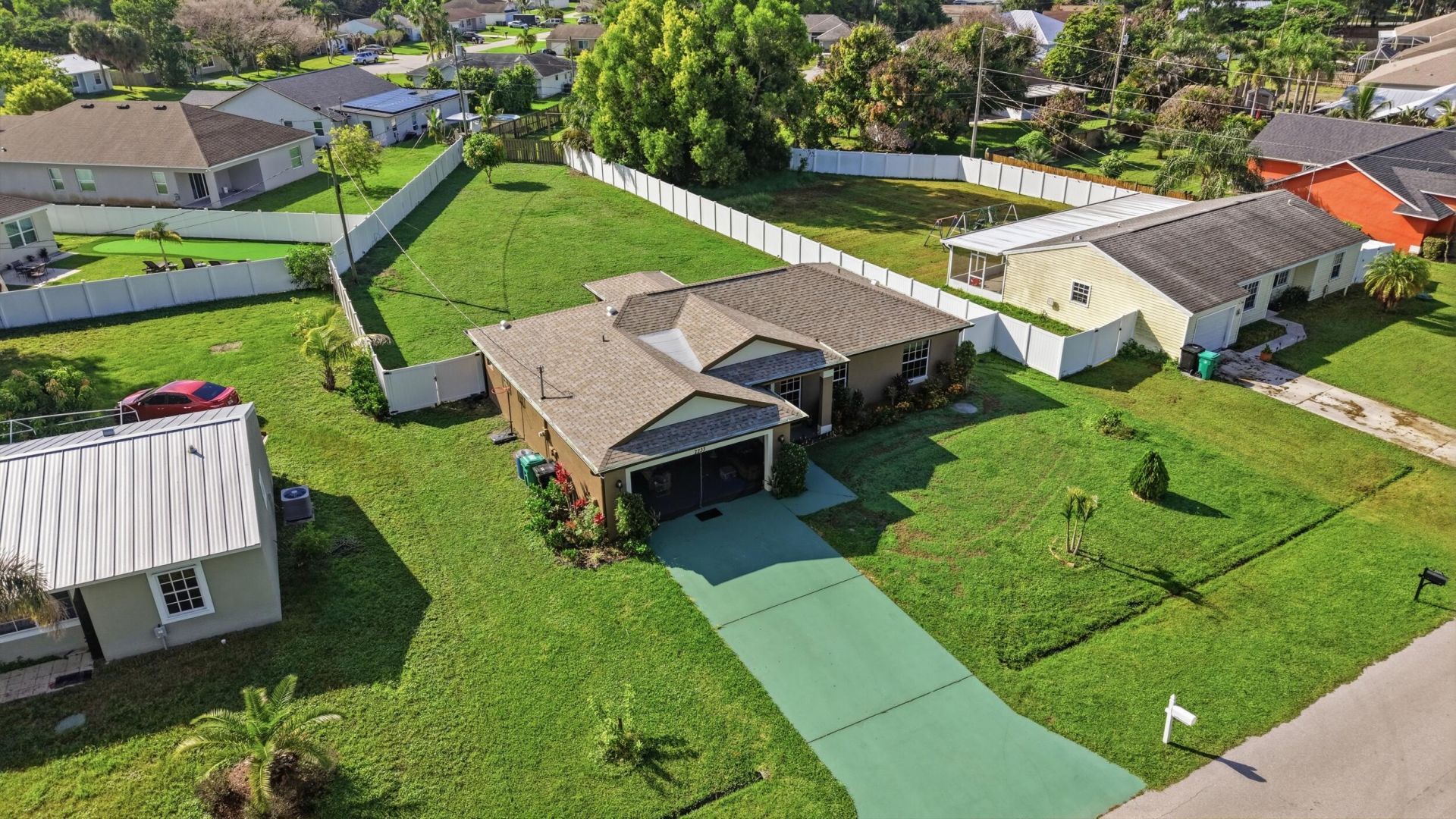 2233 SE West Blackwell Drive, Port Saint Lucie, FL 34952 Photo
