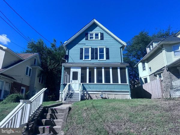 220 CLIFTON AVENUE , SHARON HILL, PA 19079
