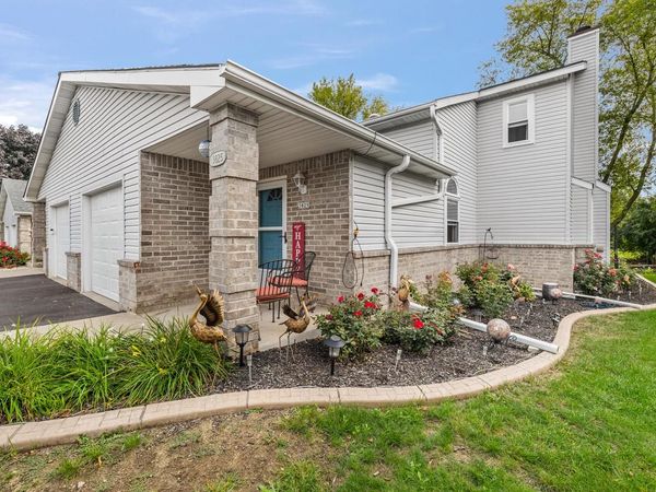 3825 W College AVENUE, Milwaukee, WI 53221