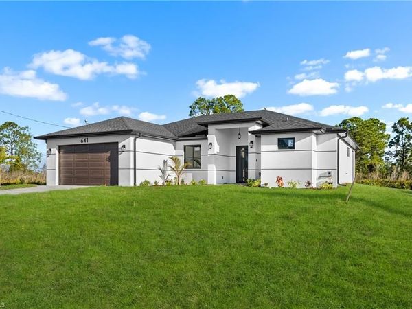 641 Camilla ST E, LEHIGH ACRES, FL 33974