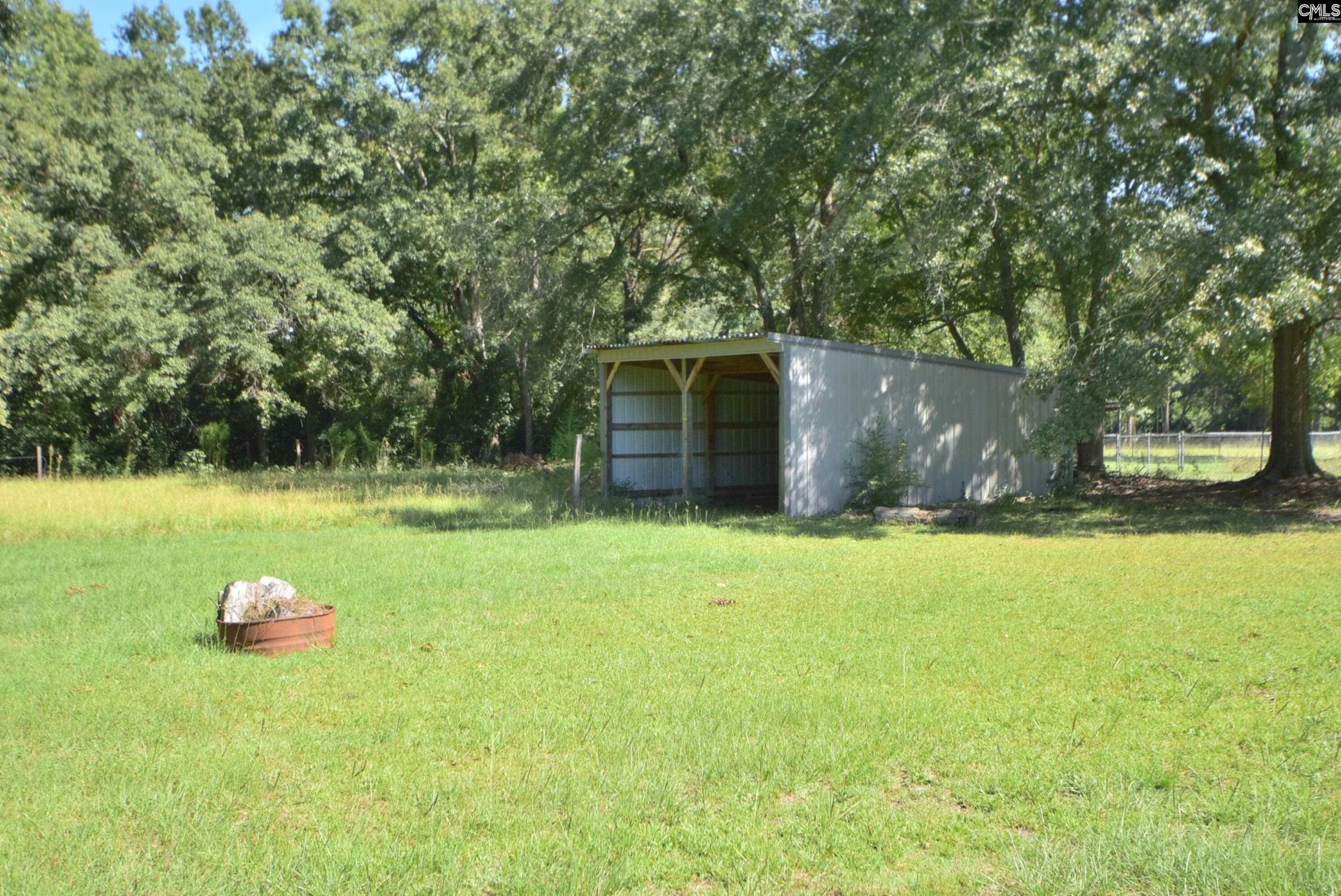 209 Noble Street Photo 5