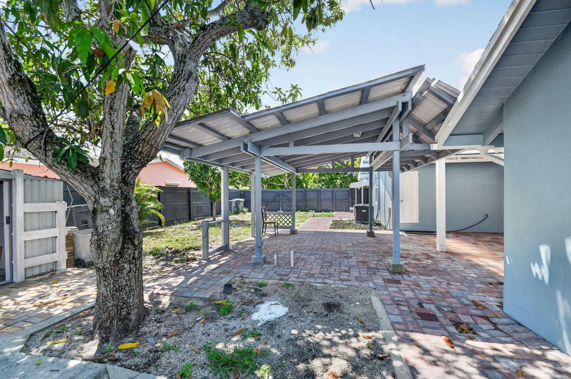1002 S B Street, Lake Worth Beach, FL 33460 Photo