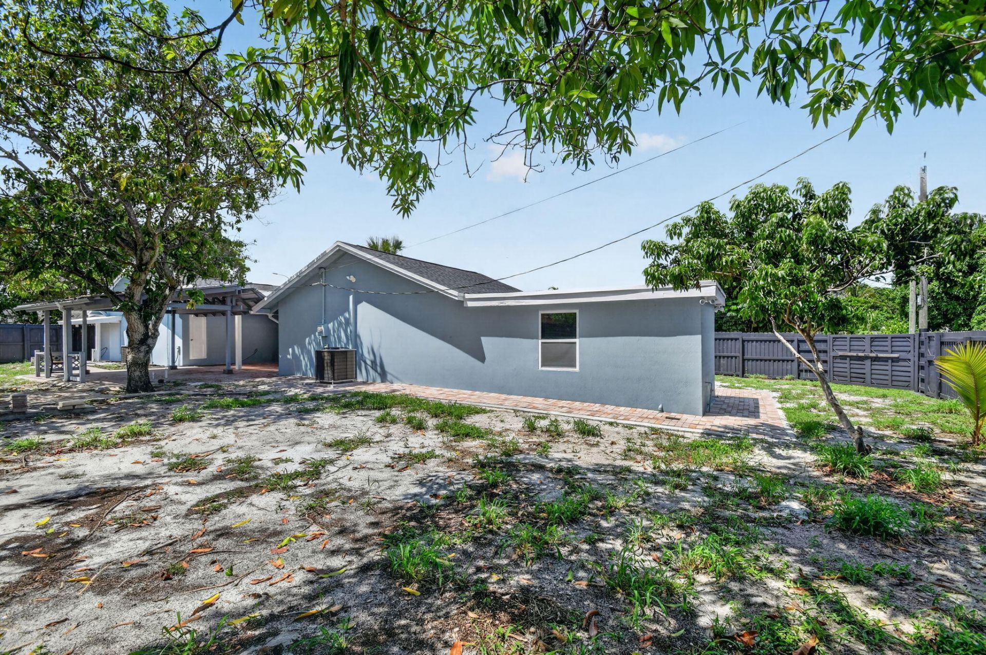 1002 S B Street, Lake Worth Beach, FL 33460 Photo