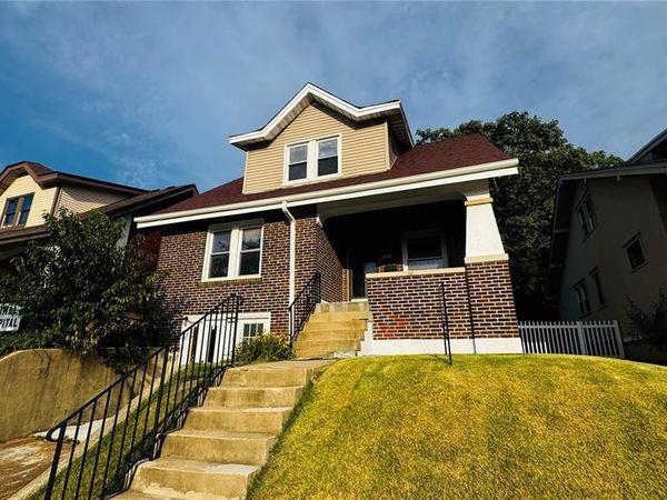 2830 Hampton Avenue , St Louis, MO 63139