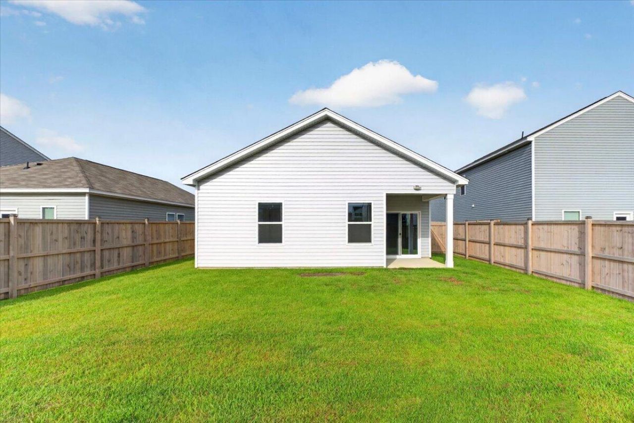 210 Phoenix Drive Photo 26