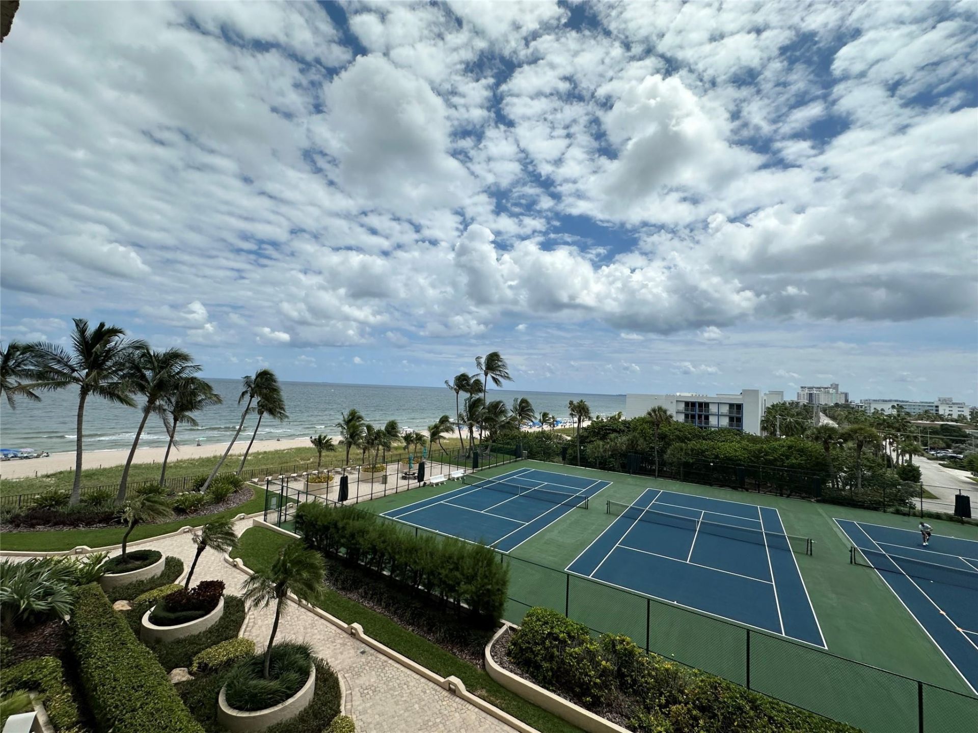4900 N Ocean Boulevard, Unit 605, Lauderdale by the Sea, FL 33308 Photo