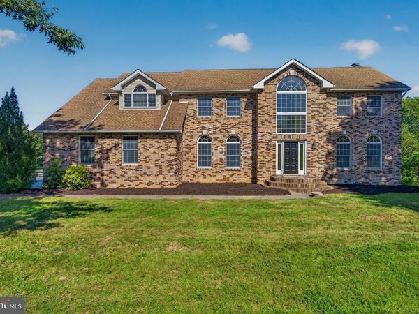 630 CLEARFIELD ROAD , NAZARETH, PA 18064