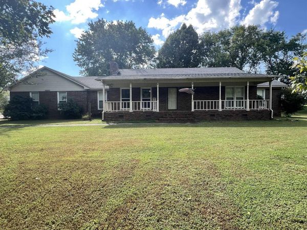 19392 Mooresville Road, Athens, AL 35613