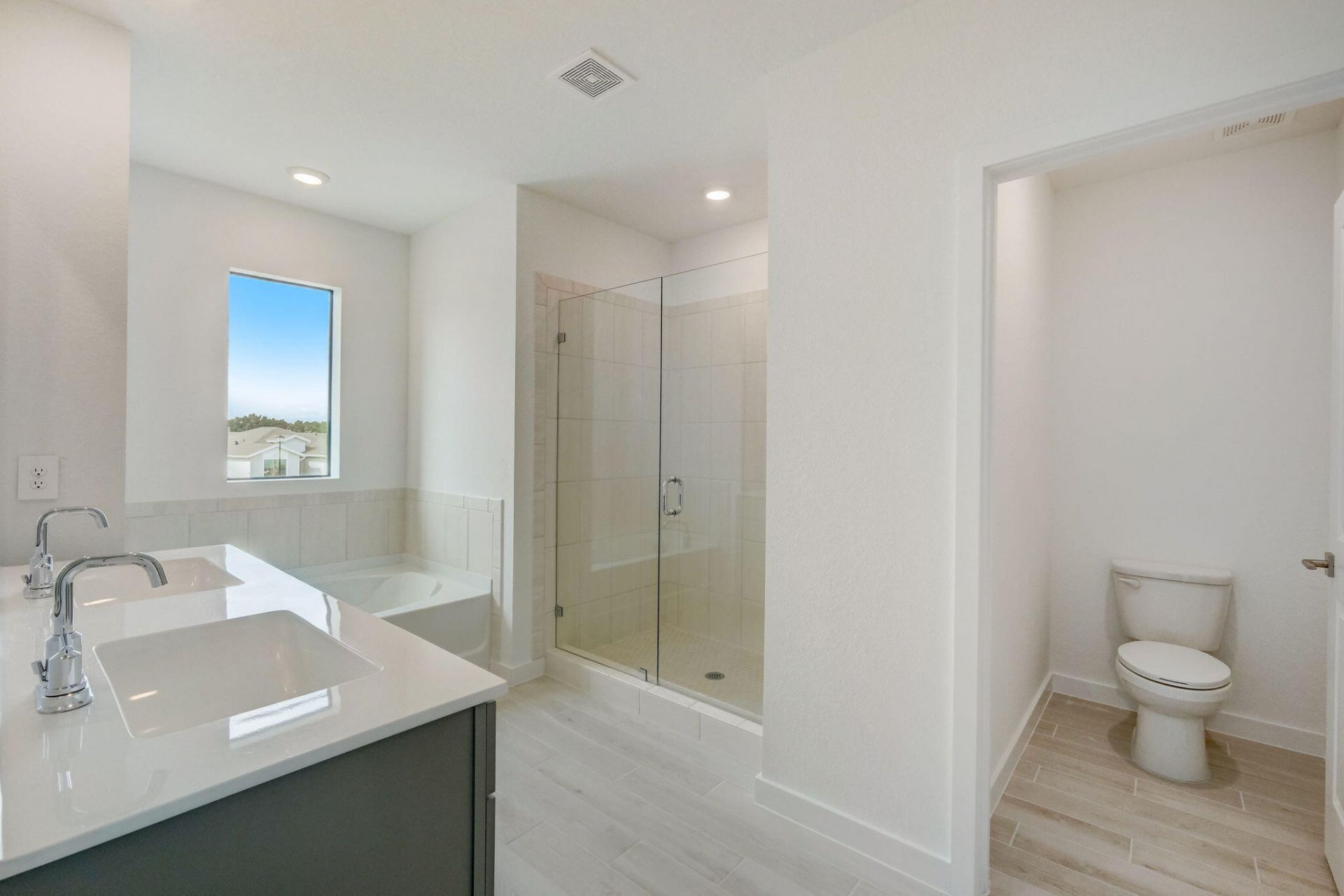 5976 SE Sky Blue Circle, Stuart, FL 34997 Photo
