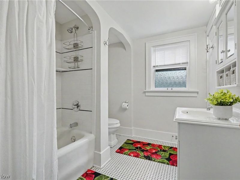 1508 Falls Avenue, Cuyahoga Falls, OH 44223 Photo 20
