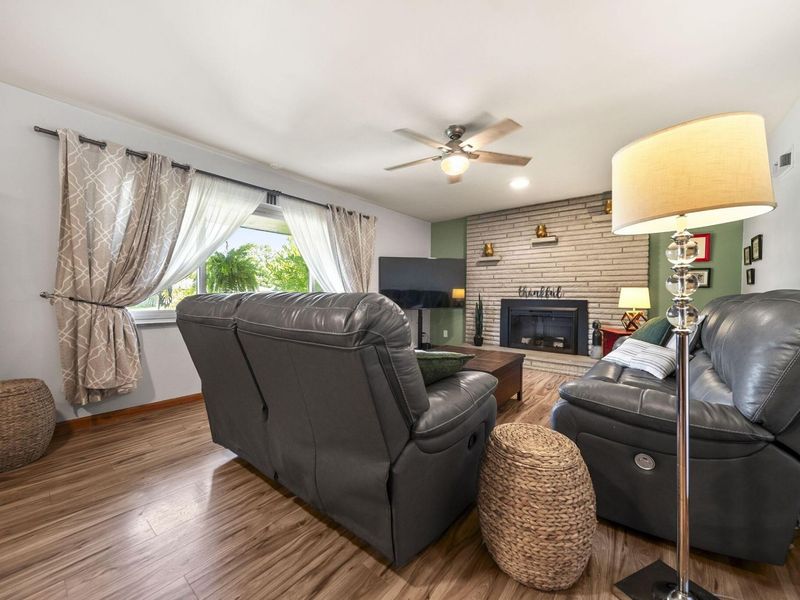 299 Woodsview Drive, Canal Winchester, OH 43110 Photo 7