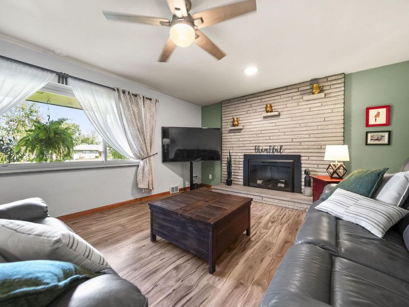 299 Woodsview Drive, Canal Winchester, OH 43110 Photo 8