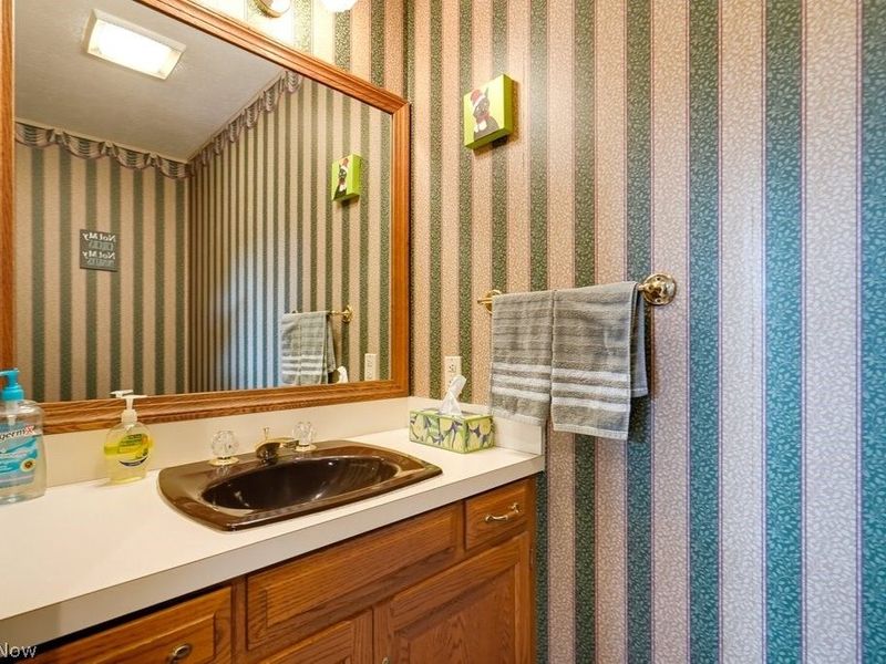 18079 Davis Road, Dalton, OH 44618 Photo 12