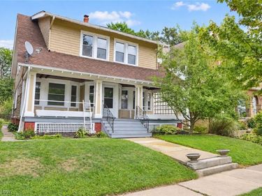 1215 Marlowe Avenue, Lakewood, OH 44107