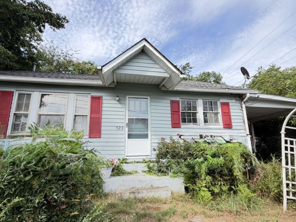 523 W Cherry St, Glasgow, KY 42141